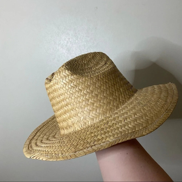 Stylish Natural Woven Straw Hat Perfect for Summer & Beach Vacations Unisex - Picture 6 of 12